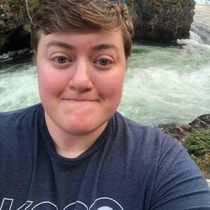 Meet your Posher, Adriana